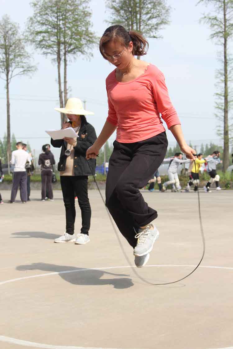 欧宝网页版（中国）官方网站员工积极参加院趣味运动会